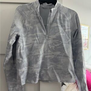 EUC Women’s Lululemon Athletica Gray Zip Up Jacket